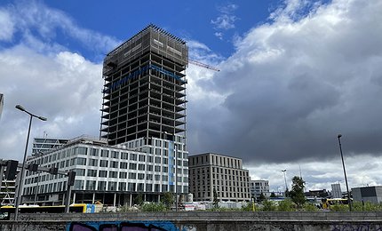 "2021-october-kpmg-tower", by Jan Wedel, Copyright (c) 2021 by Jan Wedel license 2021-october-kpmg-tower