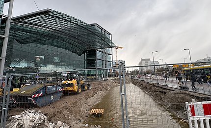 "2026-03 Europaplatz see", by Jan Wedel, Copyright (c) 2026 by Jan Wedel license 2026-03 Europaplatz see