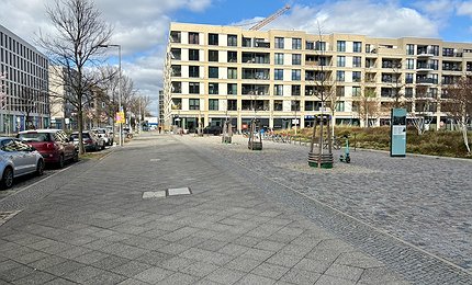 "2026-03 Heidestaße vor Otto-Weidt-Platz 2", by Jan Wedel, Copyright (c) 2026 by Jan Wedel license 2026-03 Heidestaße vor Otto-Weidt-Platz 2