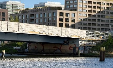 "2026-04 Nordhafenbrücke", by Jan Wedel, Copyright (c) 2026 by Jan Wedel license 2026-04 Nordhafenbrücke