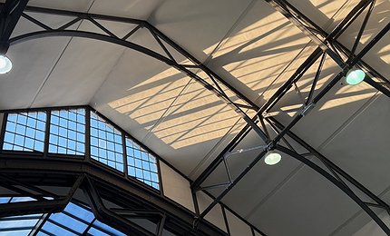 "hamburger Bahnhof historische halle", by Jan Wedel, Copyright (c) 2025 by Jan Wedel license hamburger Bahnhof historische halle