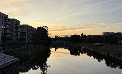 "Sonnenuntergang kanal 2", by Jan Wedel, Copyright (c) 2025 by Jan Wedel license Sonnenuntergang kanal 2